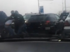 В центре Кишинева на дороге подрались водители