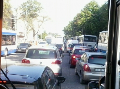 В центре Кишинева в час пик образовались пробки