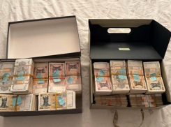 Начальника управления AIPA задержали по делу о взятке: дома нашли 2,5 млн леев в коробках из-под обуви