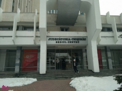 Эвакуацию людей произвели из здания суда в центре Кишинева из-за сообщения о бомбе