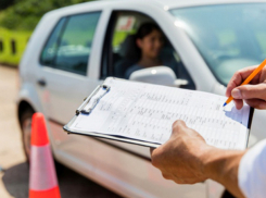 В Молдове наметился кризис кадров: не хватает инструкторов по вождению