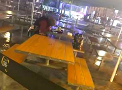 Страшная судьба лежащей у ресторана в Кишиневе женщины вызвала заявление о «русских оккупантах»