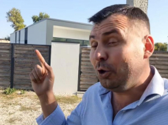 После скандала с домом имущество министра Бузу даже не станут проверять