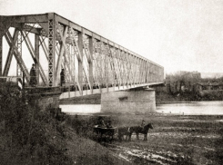 Нет никакого моста Эйфеля через Прут близ Унген - вот как было дело