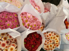 Налоговая служба Молдовы проверила продавцов цветов в преддверии 1 сентября