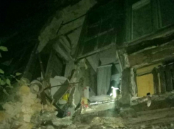 Злополучный двухэтажный дом обрушился в Одессе: пострадавшие обвиняют власти