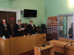 Одесский извращенец связал маленькую дочь своей любовницы и изнасиловал 