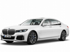 В Сети появились первые фото обновлённого седана BMW 7-й серии – стилизован под X7 