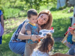 Сбор средств для покупки нового дома многодетной семье инициировала первая леди 
