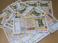 Правительство не нашло денег для педагогов, но повысило до 17 тысяч леев зарплаты некоторым госслужащим