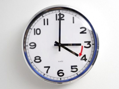 Внимание! Не забудьте сегодня ночью перевести часы на час вперед!