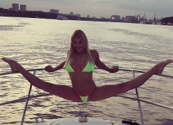 «Растягивайте удовольствие»: Волочкова устроила эротическое шоу на яхте