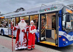 В новогодние праздники можно будет прокатиться по Кишиневу в троллейбусе с Дедом Морозом 