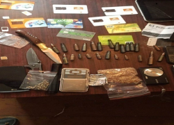 Патроны и наркотики обнаружили в доме молодого человека в Кишиневе