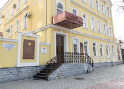 Роспуск парламента, совести и здравого смысла - подтрафит ли сегодня КС Майе Санду?