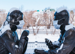 Почему опасно носить медицинскую маску в мороз