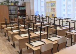 Министр образования подписал приказ о продлении каникул в школах 