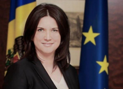 Новый министр иностранных дел отозвал посла РМ из США для консультаций