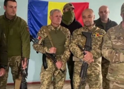 Батрынча призвал разобраться со скандальным репортажем TV8 и угрозами в адрес протестующих