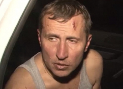 Человек в майке и с ножом ночью ограбил жителя Кишинева