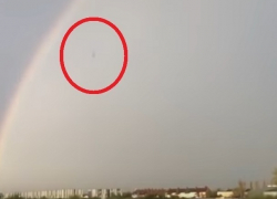 Загадочное "нападение инопланетян", испугавшее британцев, попало на видео