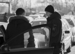 Двое граждан Молдовы попытались пересечь румынскую границу с проблемными документами за последние сутки