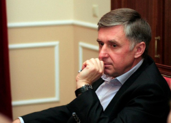 Стурза недоволен, что идти воевать готовы не больше 20% мужчин