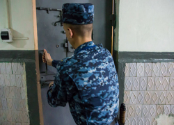 Нападение на офицера охраны совершил заключенный в Тараклии 