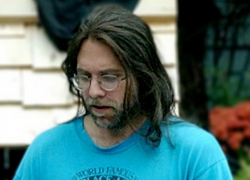 Секс-рабство с пытками и клеймением лобков пережили девушки у лидера секты