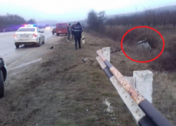 «Хозяин сидит в баре, а машина лежит в канаве»: странный случай в Яловенах