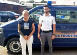 22-летняя молдаванка попыталась покинуть Румынию при помощи паспорта, найденного на пляже