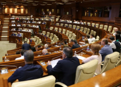 Мало кто в Молдове знает своего одномандатника в лицо