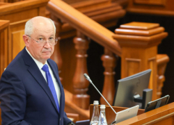 Премьер Мунтяну анонсировал контроль и налогообложение зарубежного онлайн-шопинга