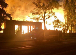 Грандиозный пожар на Республиканском стадионе в Кишиневе сняли на видео