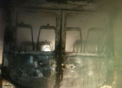 В Каушанах сгорел междугородный пассажирский микроавтобус