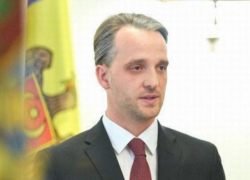 Стурза вместо Лянки - бывший министр обороны временно возглавил ЕНПМ