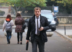 Кто ты, тот самый Ангел? Перебежчик показал, сколько партий можно "объездить" в молдавском парламенте