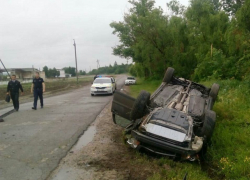 В ДТП с переворотом иномарки в Каушанском районе пострадал молдаванин