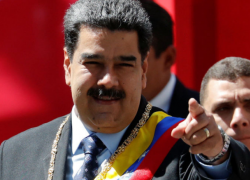 Президент Венесуэлы объявил о разрыве дипломатических отношений с США