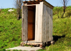 В Ниспоренах приятели выкинули тело убитого друга в туалет и пошли разгружать дрова