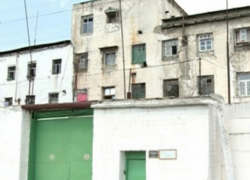 Двое зеков из тюрьмы Крикова «разводили» граждан на автомобили, которые якобы привезут из Германии 