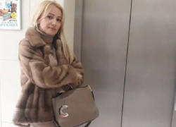 В торговом центре Кишинева упал лифт с известной певицей