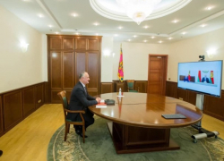 Проблематику коронавируса и 75-летие Победы обсудили Додон и Лукашенко