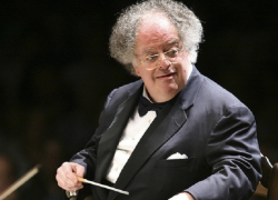 Секс с музыкантами оркестра вызвал позорное изгнание всемирно известного дирижера из Метрополитен-опера 