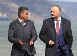 Игорь Додон потребует от руководства Приднестровья убрать КПП с "границ"