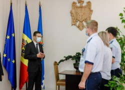 «Дали рублей и медалей» - обнаруживших рекордную контрабанду пограничников наградили