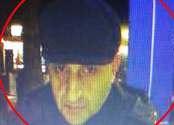 Карманник попал на запись у банкомата в Кишиневе, когда снимал деньги с украденной карты 