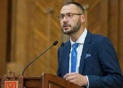 Депутат PAS потребовал закрыть избирательные участки в России