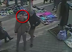 Полиция просит помощи в установлении личности карманников 