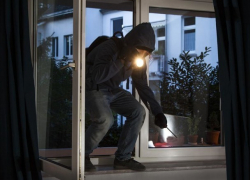 Убийство женщины при ограблении квартиры совершили двое несовершеннолетних жителей Кишинева